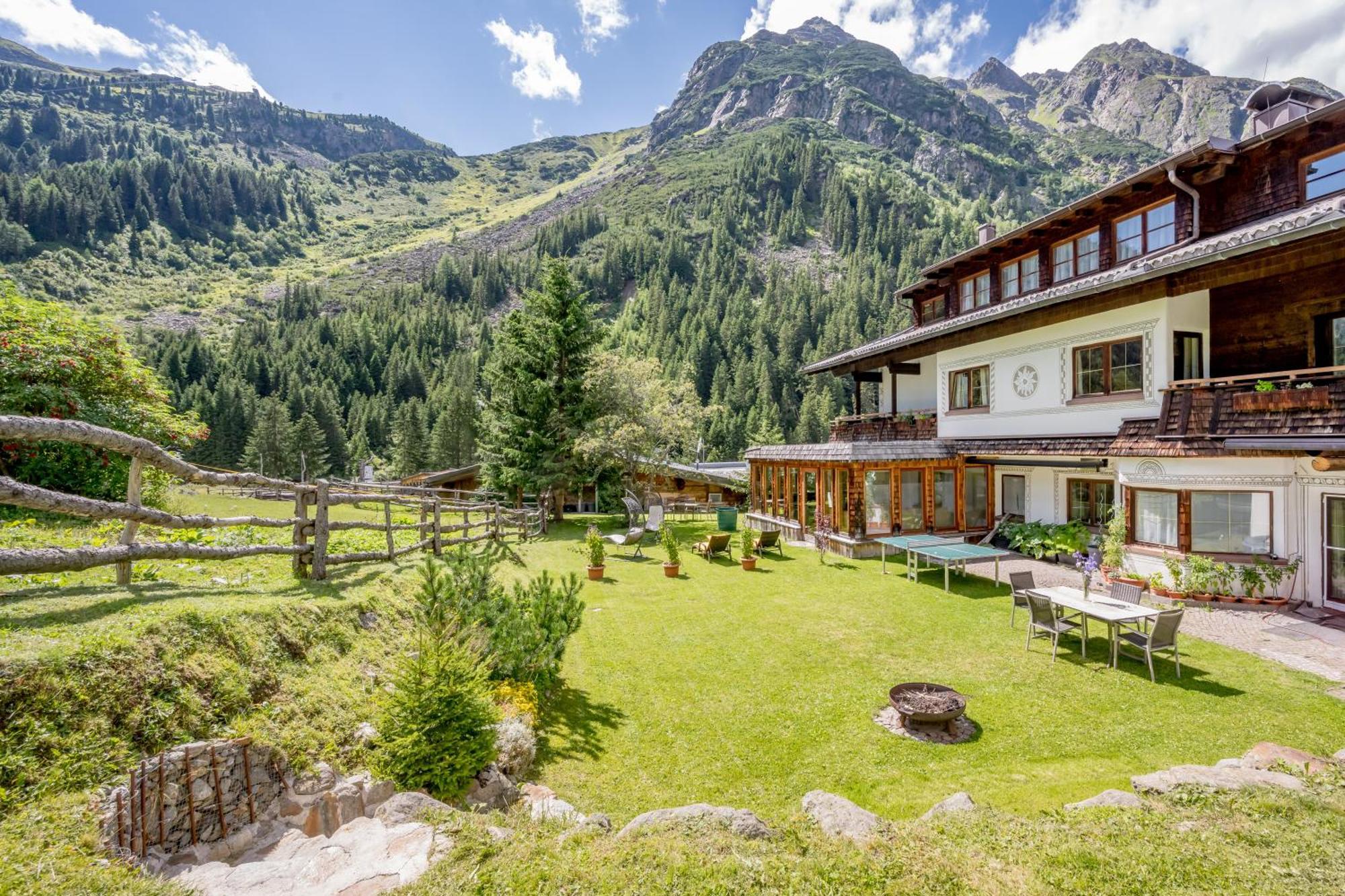 Landhaus Edelweiss Hotel Sankt Leonhard im Pitztal Exterior foto